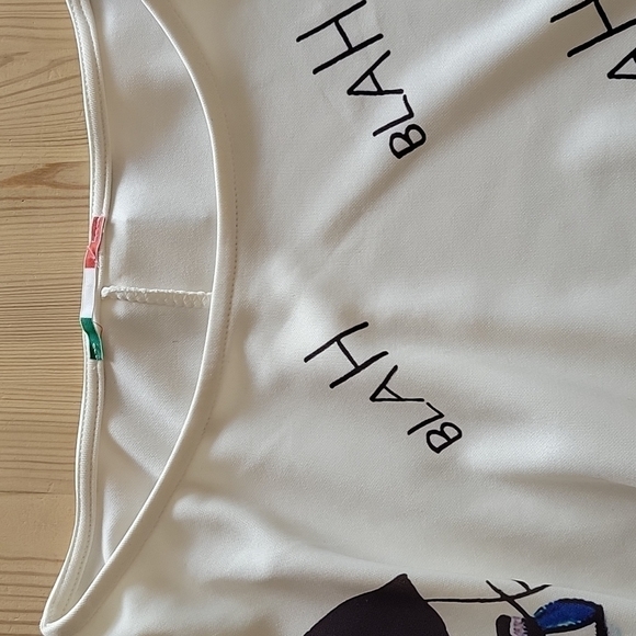 Pop ART Blah Blah Top - Picture 4 of 7